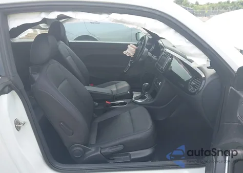 2018 Volkswagen Beetle S/Coast из США, поврежденный, VIN 3VWFD7ATXJM710356